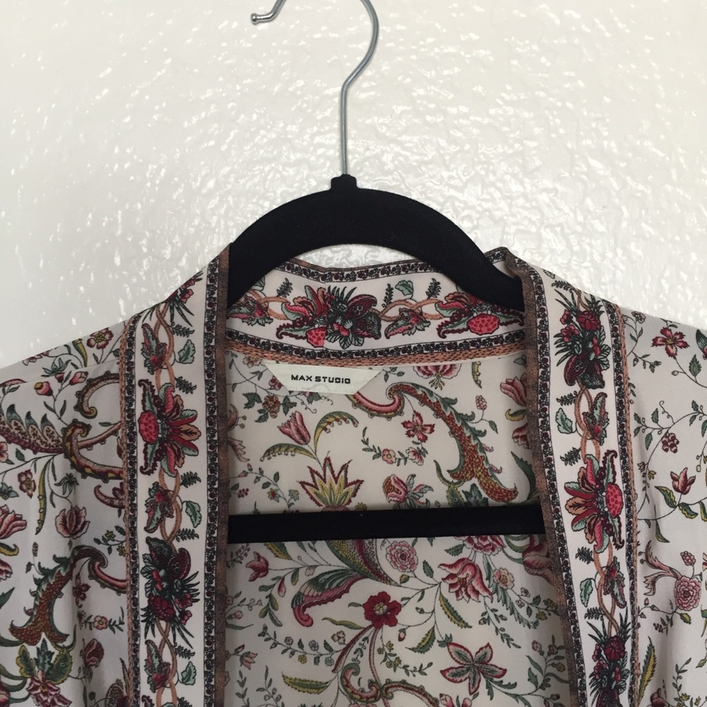 💎 MaxStudio Kimono 💎 - Picture 3 of 5